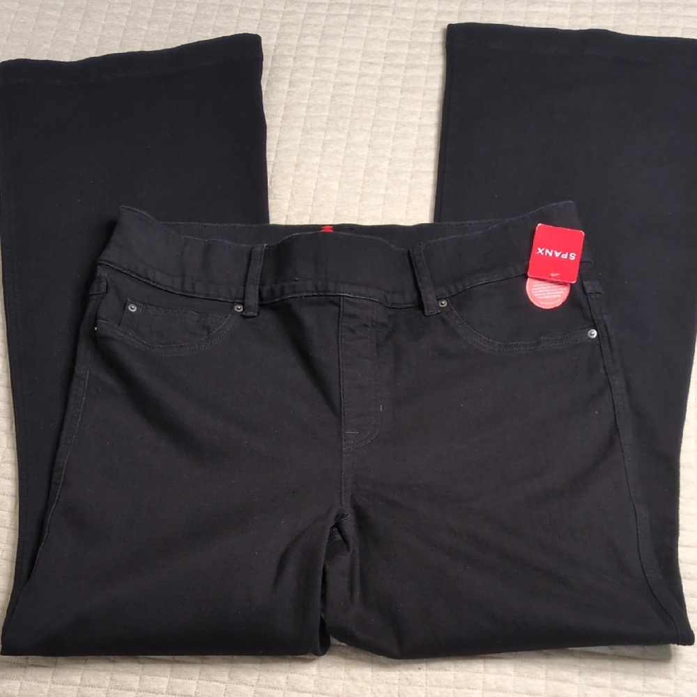 NWT- SPANX PLUS SIZE TALL FLARE JEANS